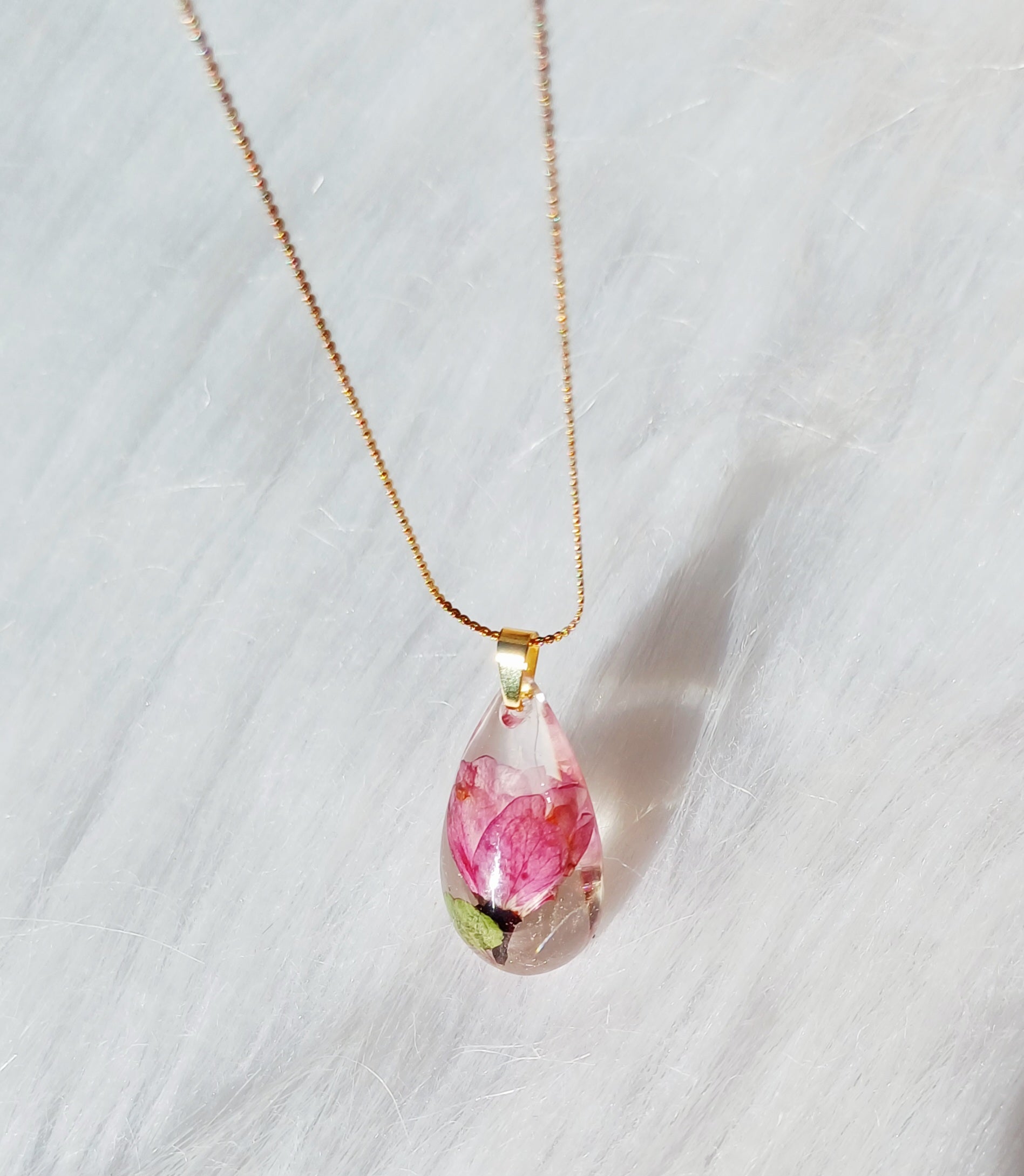 Parure Fleurs séchées – Collier et Boucles d’Oreilles