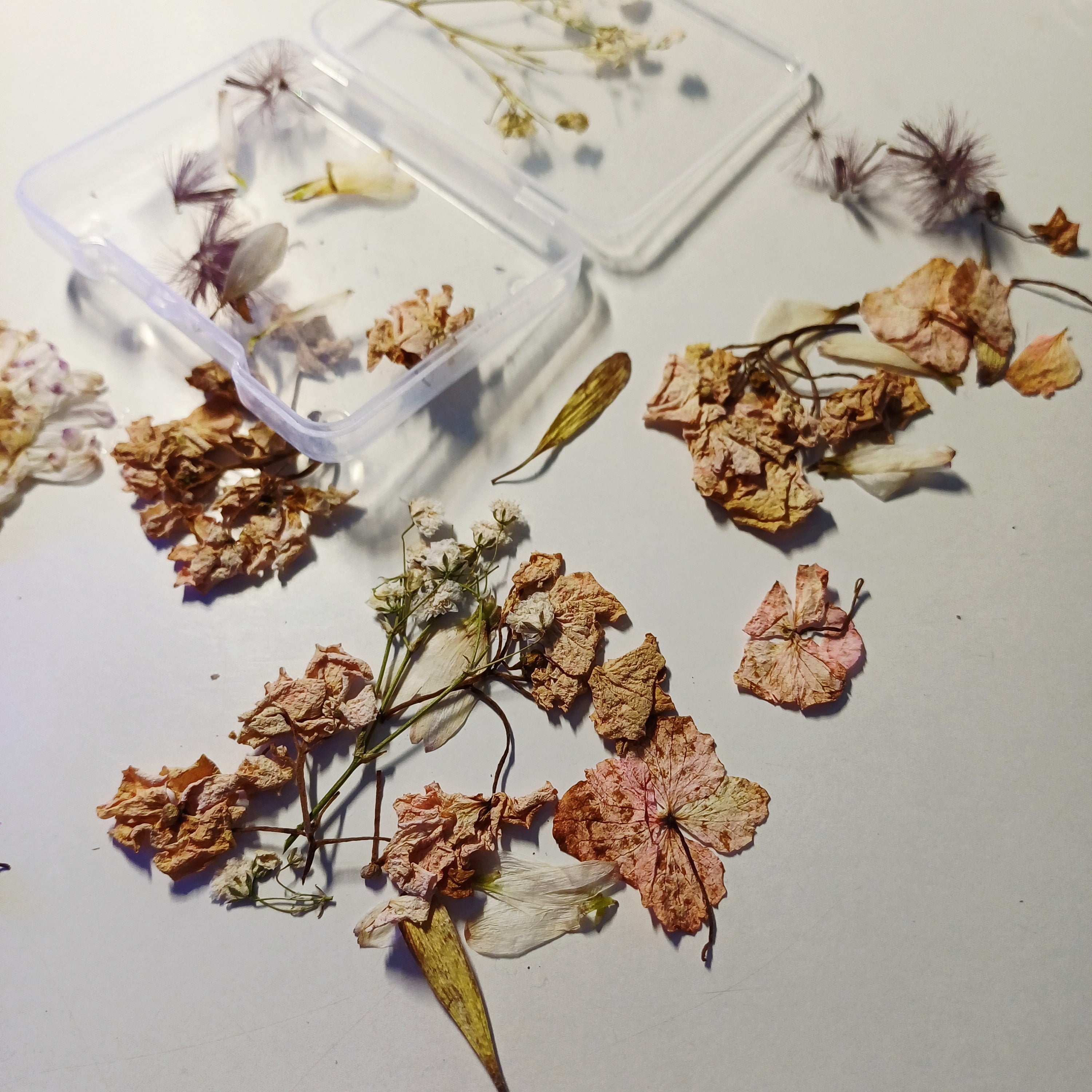 Porte-clés Personnalisé – Fleurs de Fiançailles