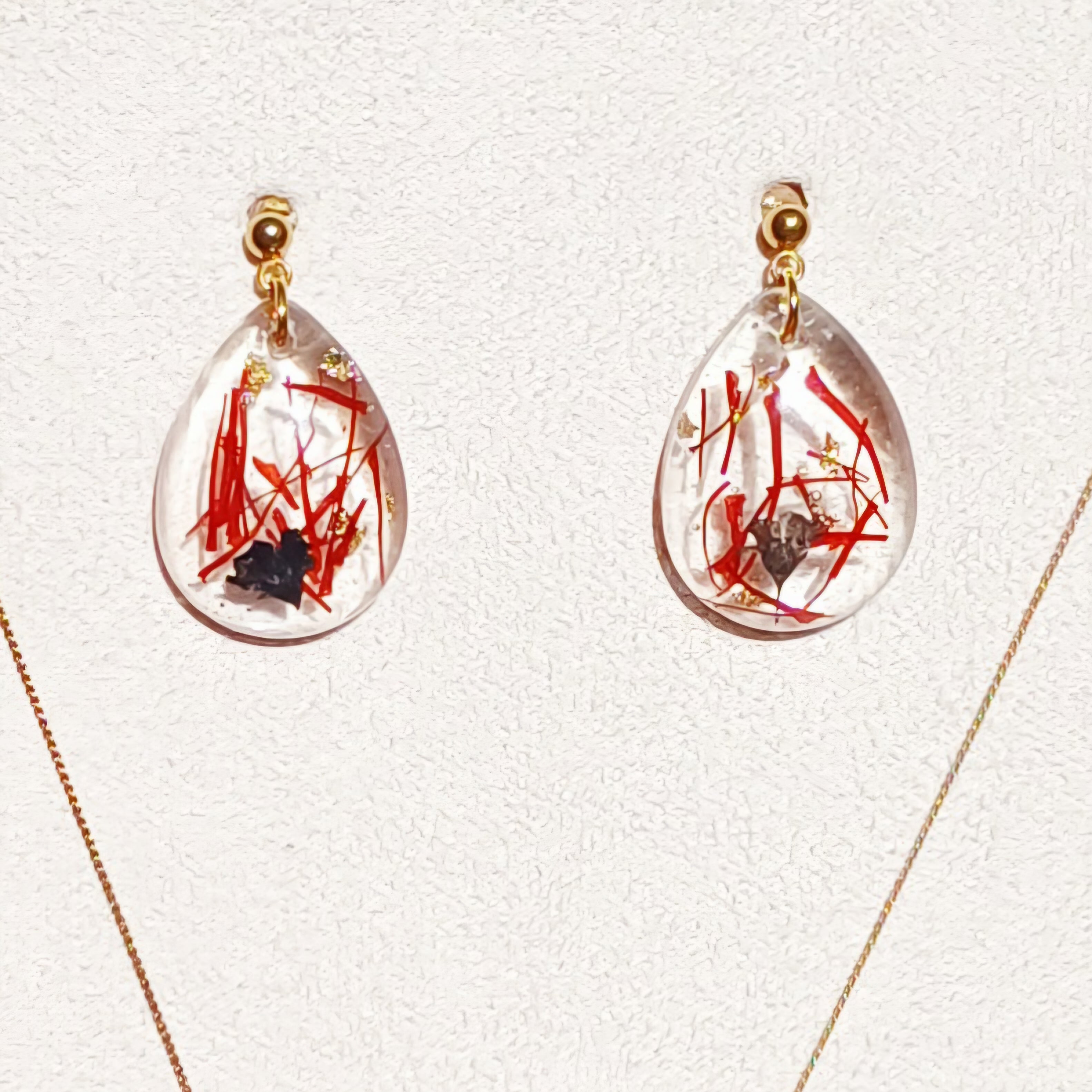 Boucles d'oreilles Éclat de Safran – Force et Lumière