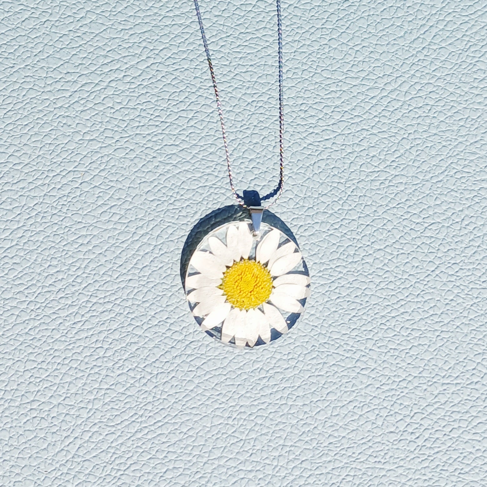 Parure Marguerites  – Simplicité et Amour