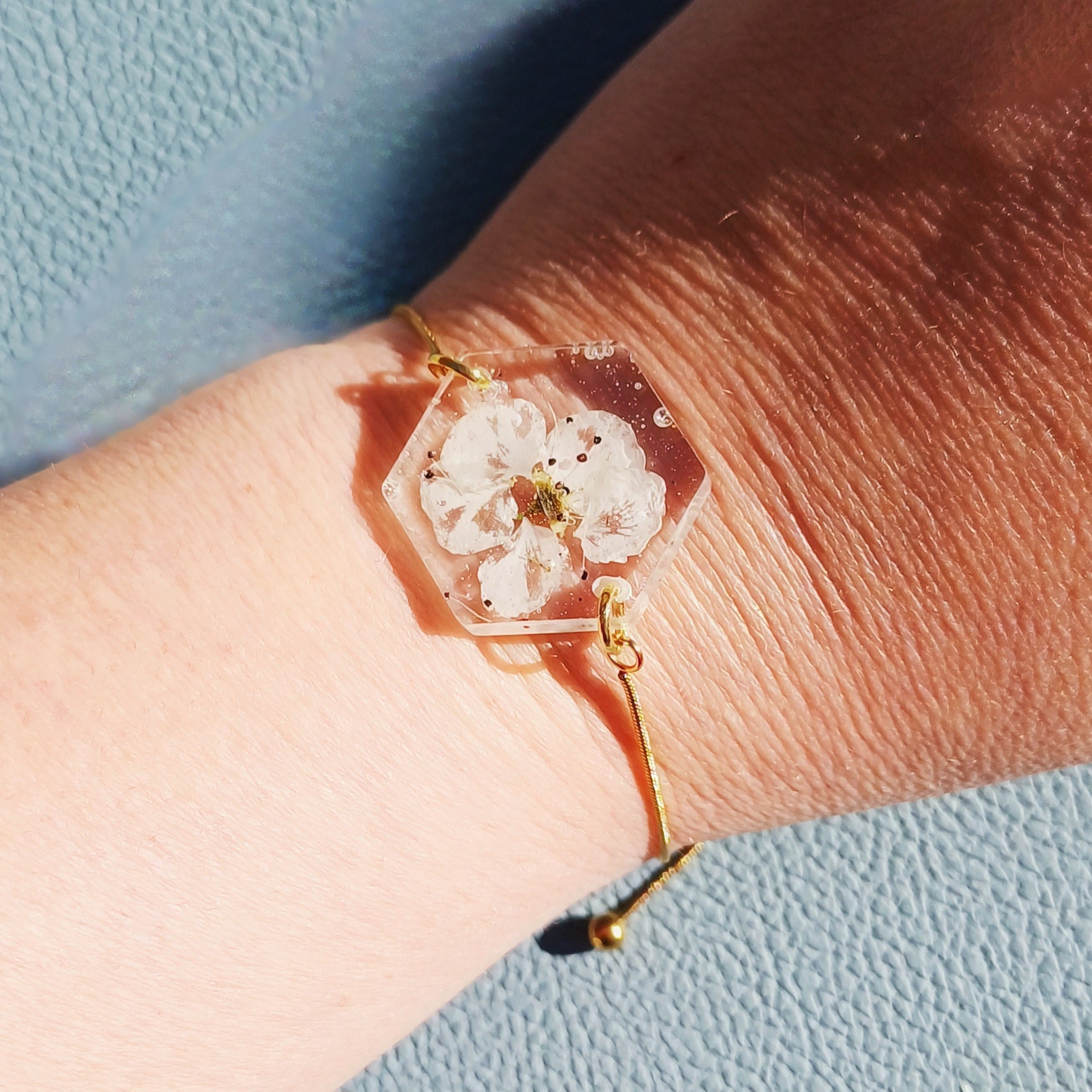 Bracelet Fleur de Cerisier – Énergie et Nature