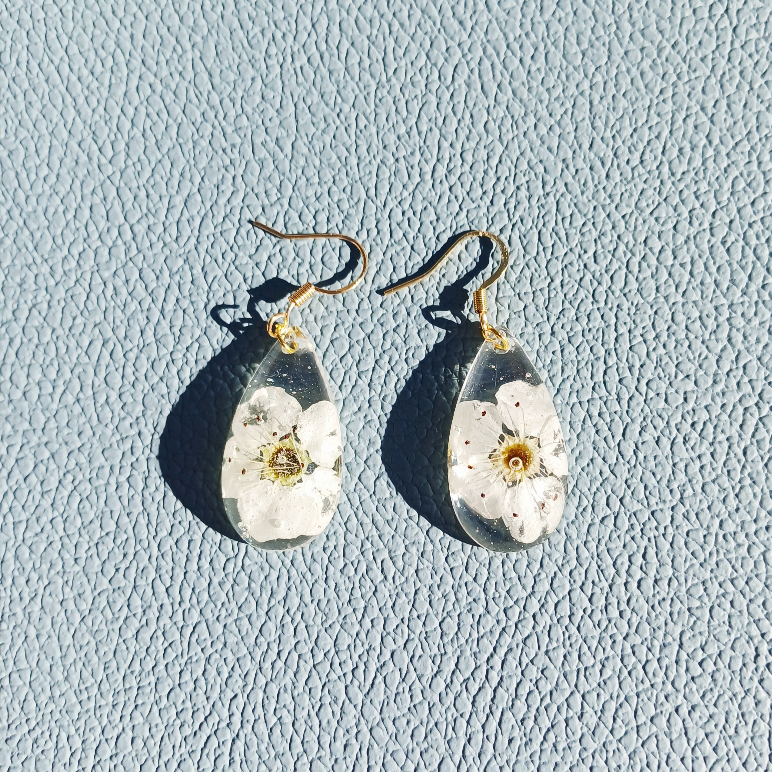 Boucles d'oreilles Fleurs de Cerisier – Élégance Naturelle