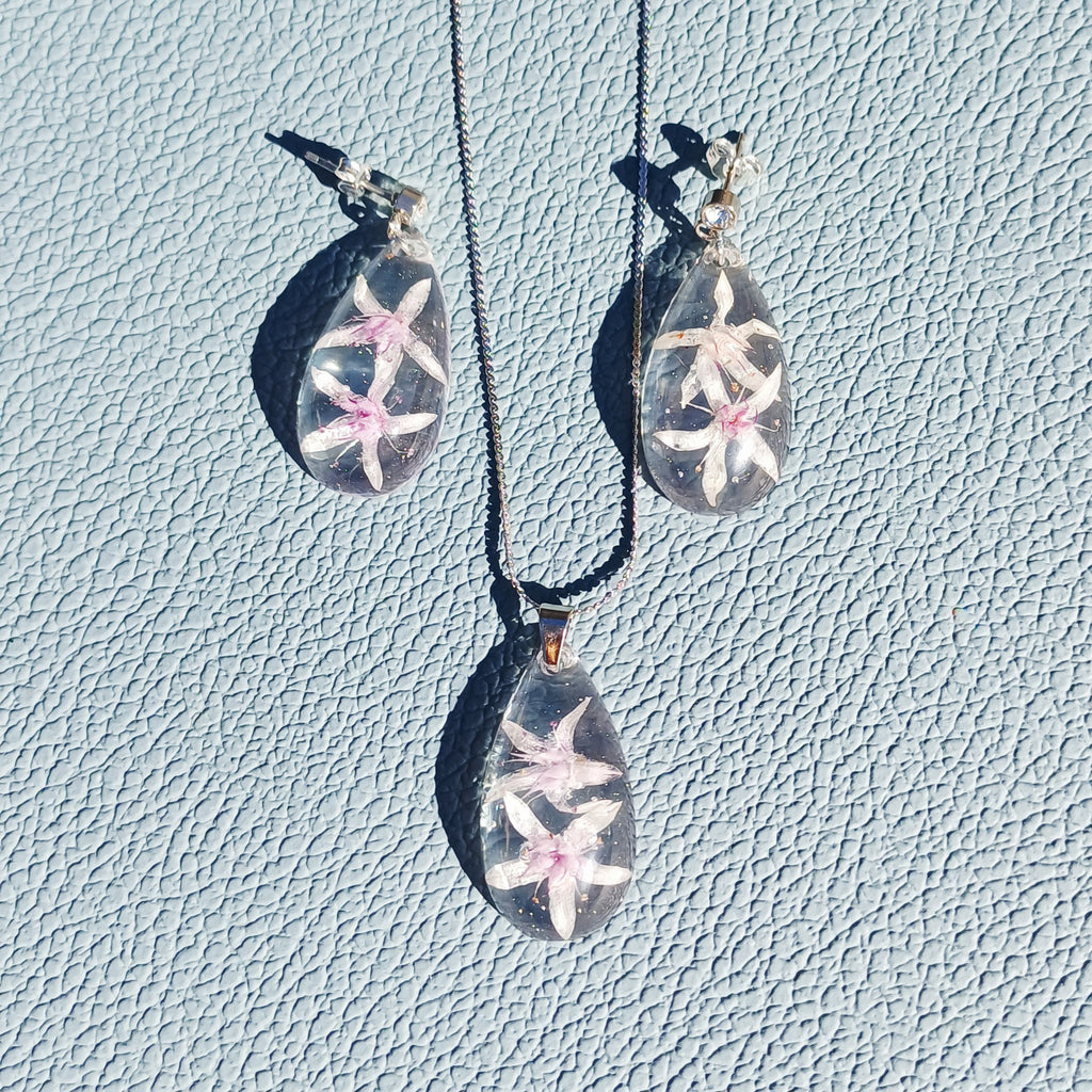 Parure Fleurs de Jade – Chance et Harmonie