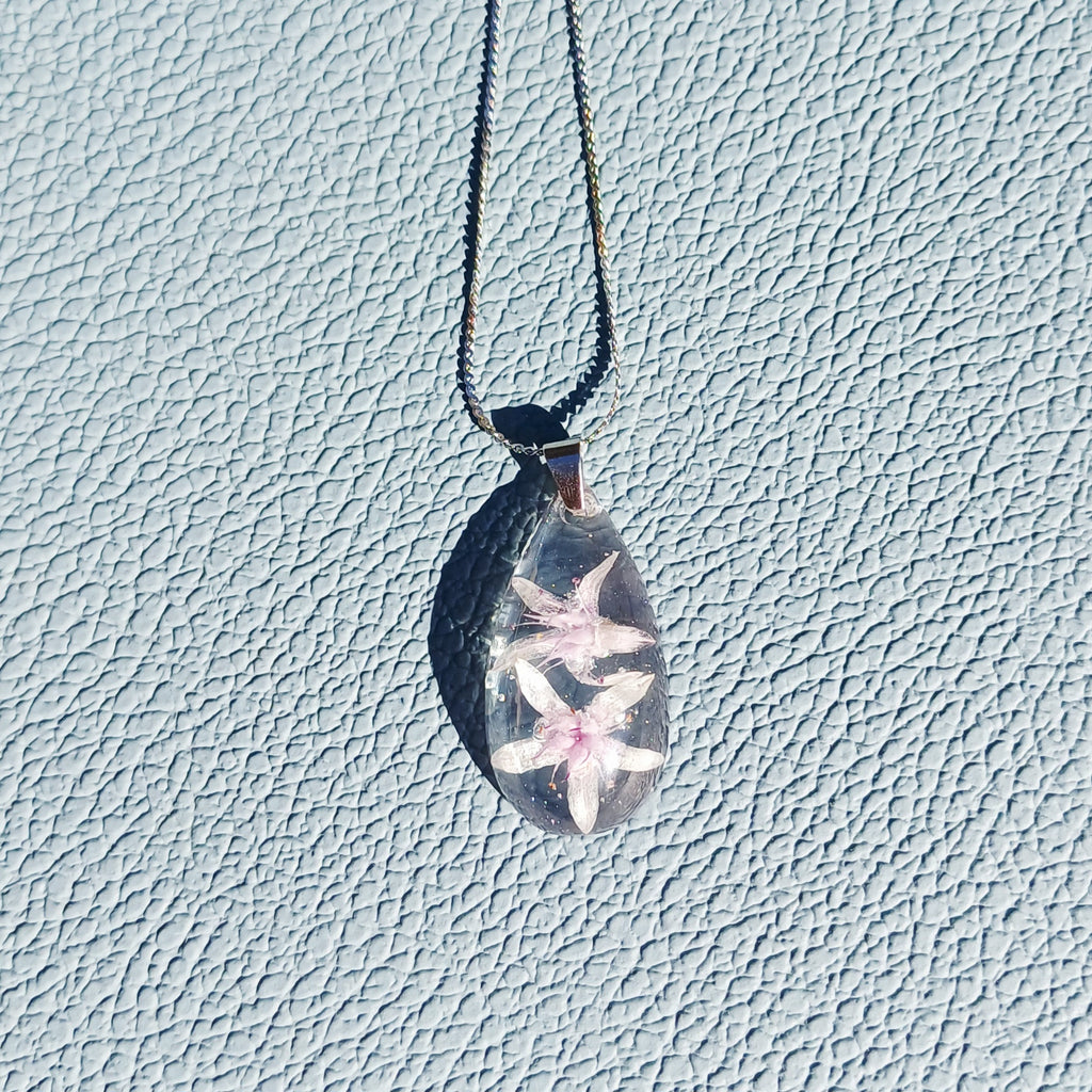 Collier Fleurs de Jade – Énergie positive