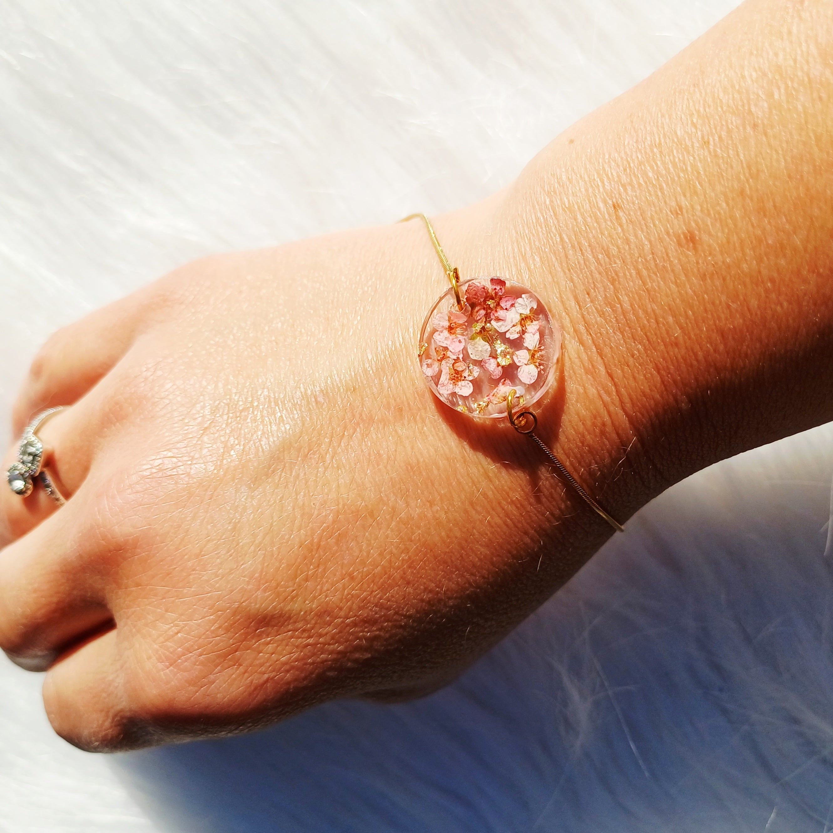 Bracelet Douceur Fleurie – Ajustable