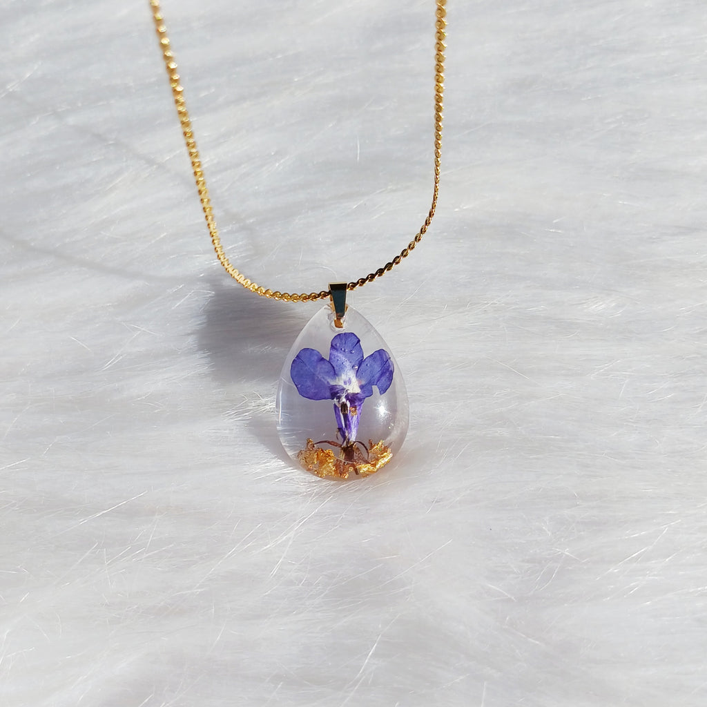 Collier Fleur Bleue Lumineuse