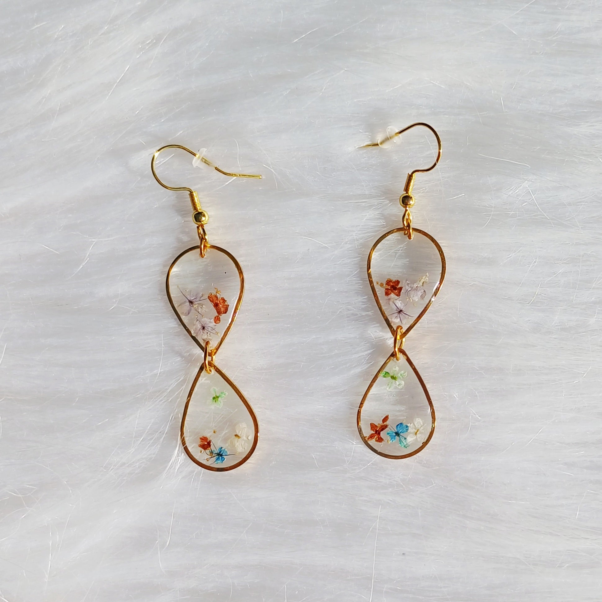 Boucles d’Oreilles Délicates Mini Fleurs Séchées