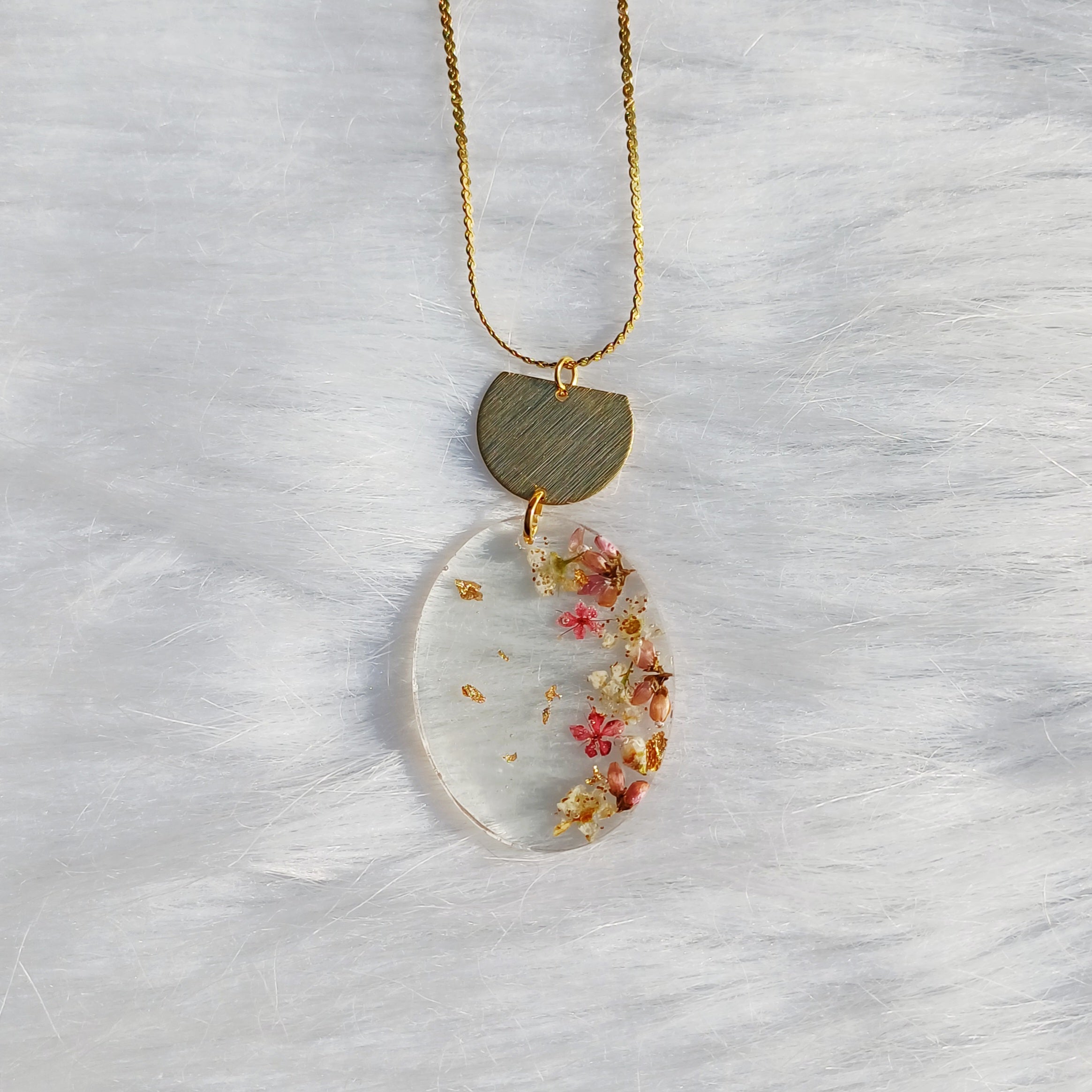 Parure Demi-Lune Fleurs de Spirée – Fleurs Séchées – Feuille d'or