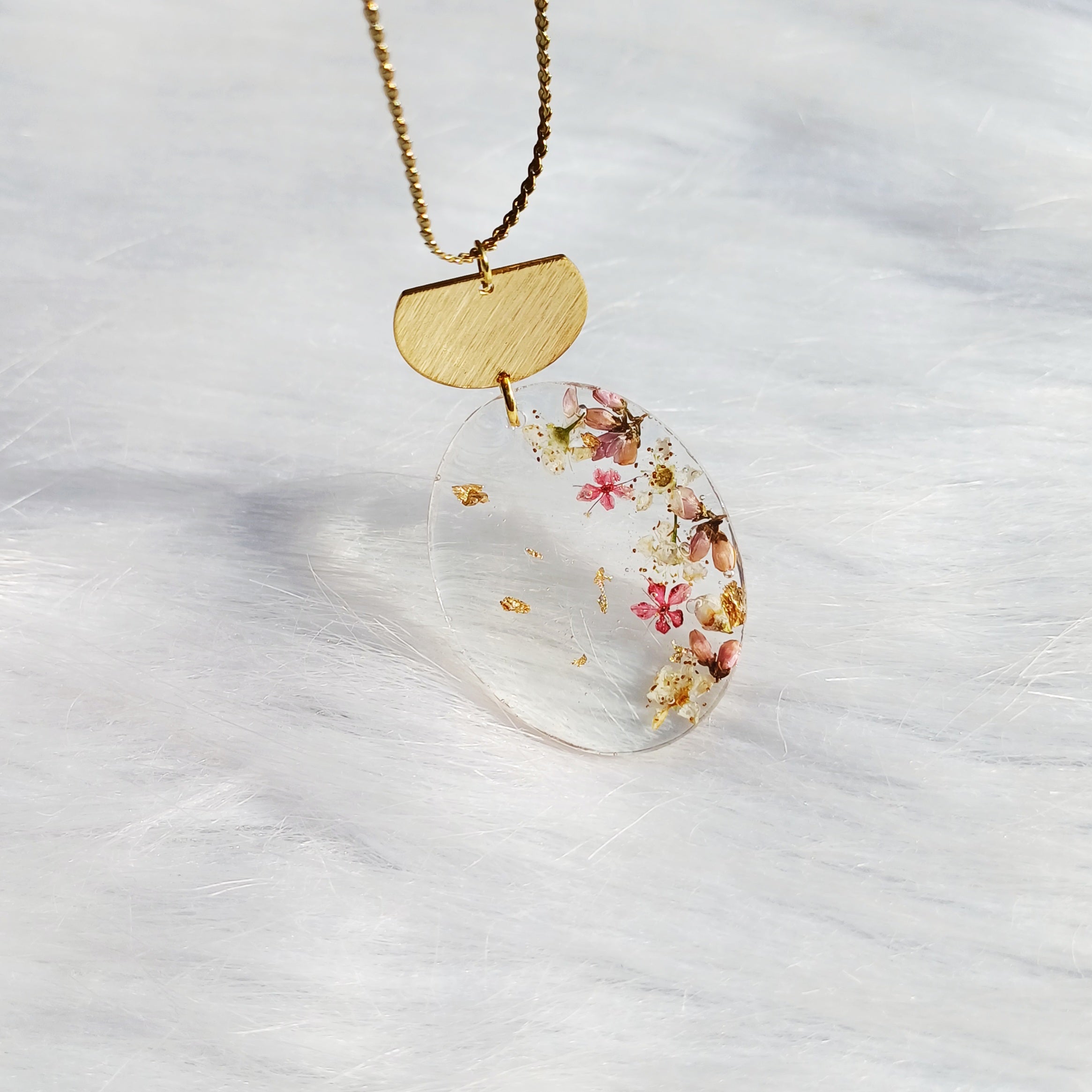 Parure Demi-Lune Fleurs de Spirée – Fleurs Séchées – Feuille d'or