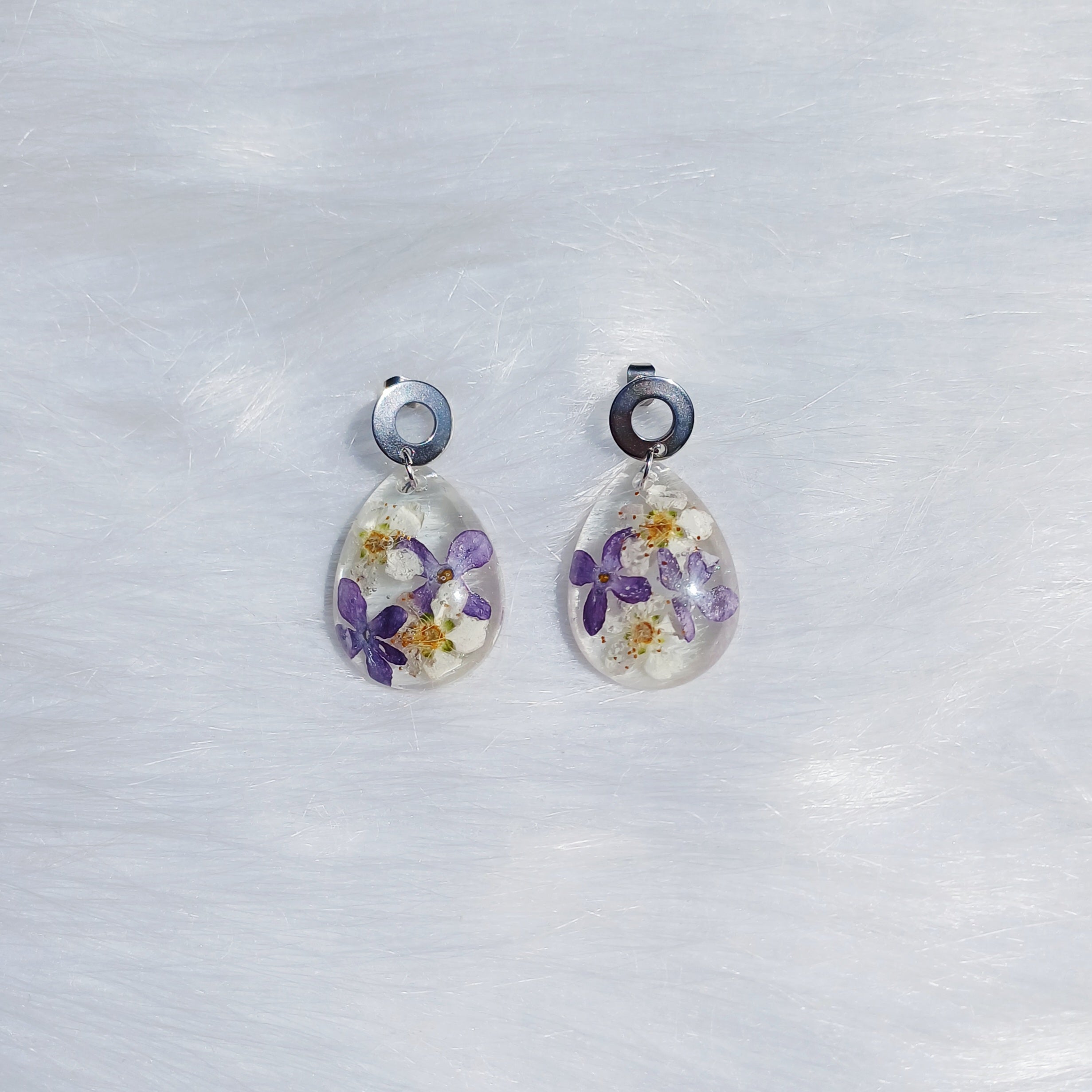 Parure Fleurs de Lilas – Douceur et Souvenir