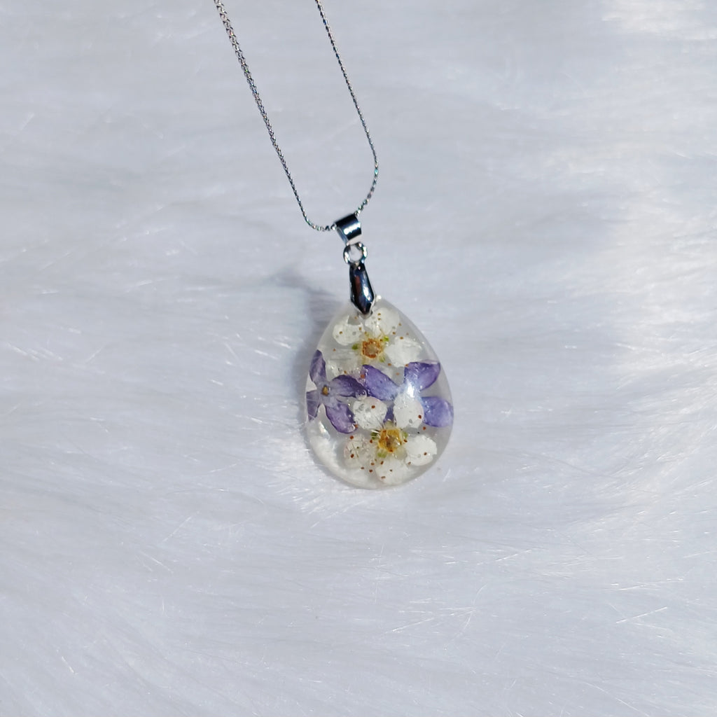 Parure Lilas Séché — Boucles d'oreilles et Collier Fait Main