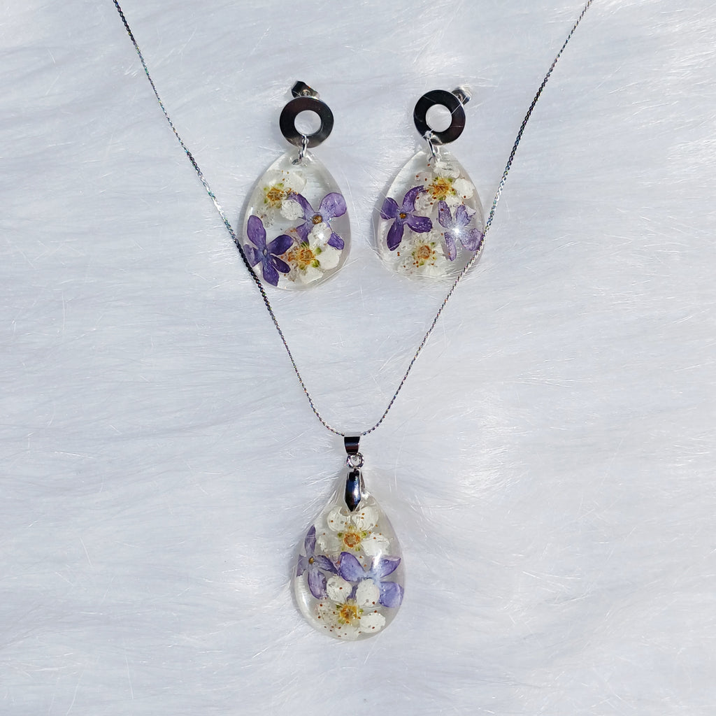 Parure Fleurs de Lilas – Douceur et Souvenir