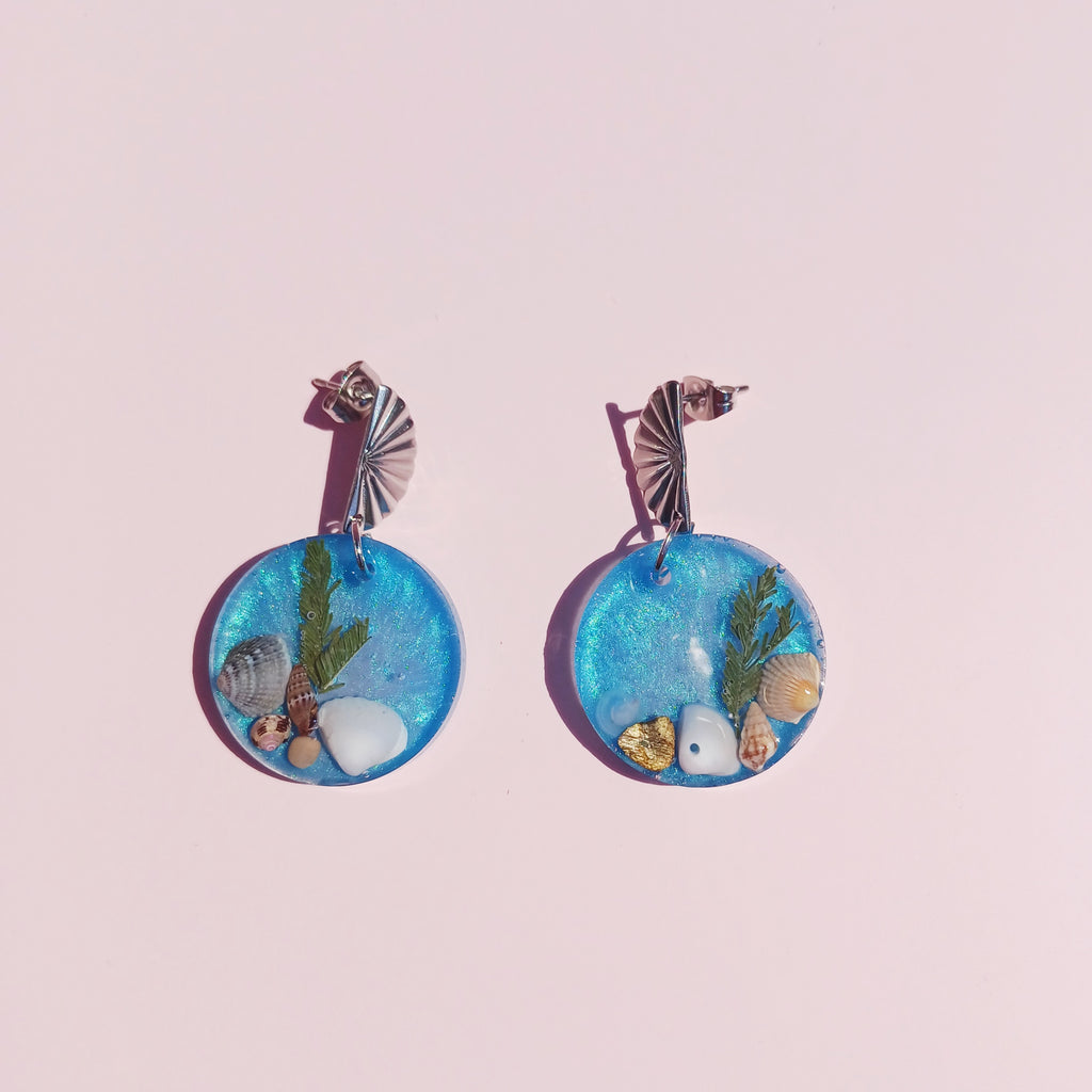 Boucles d’Oreilles Galets et Coquillages – Côte d’Azur