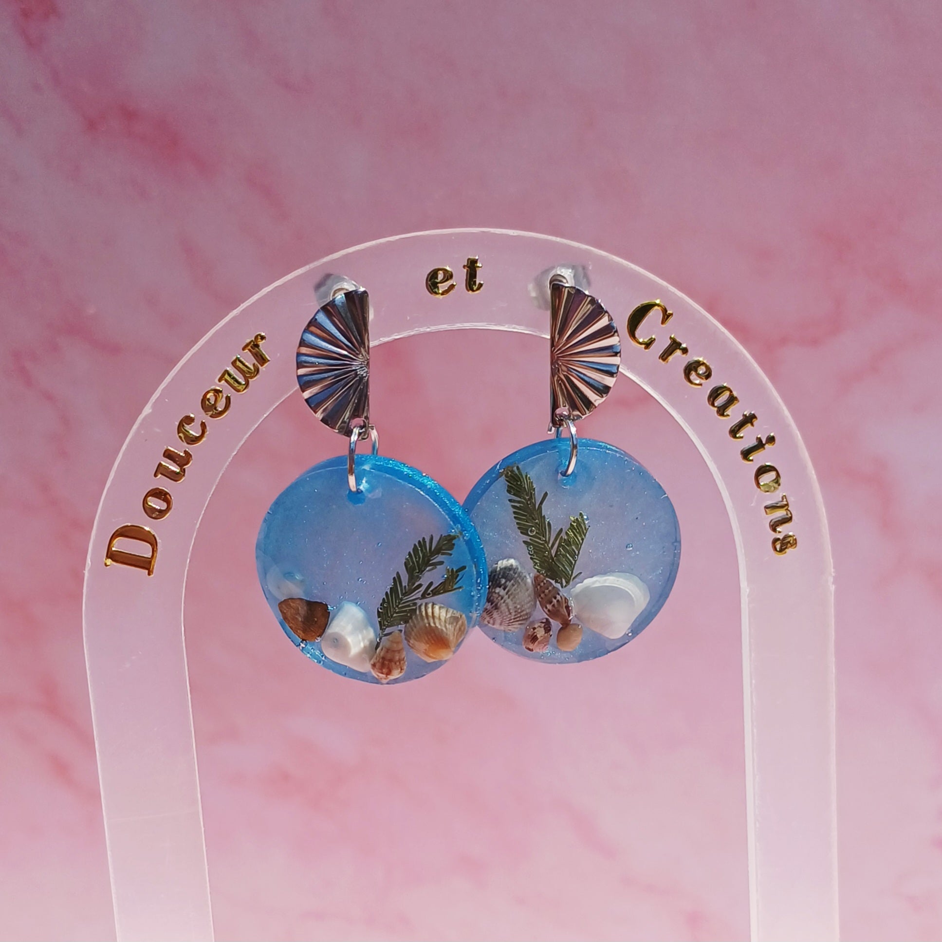 Boucles d’Oreilles Galets et Coquillages – Côte d’Azur