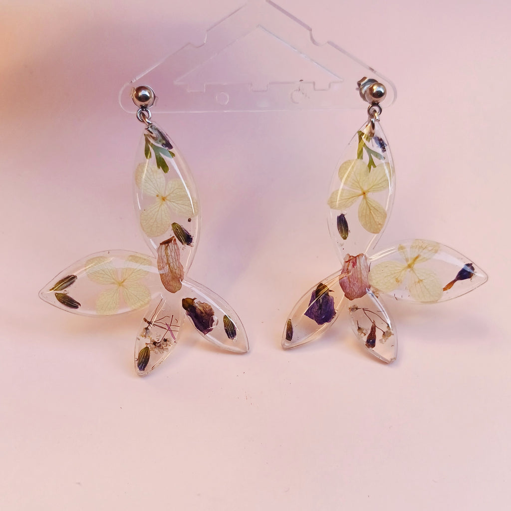 Boucles d'oreilles fleur Hortensia — Légéreté et Gratitude