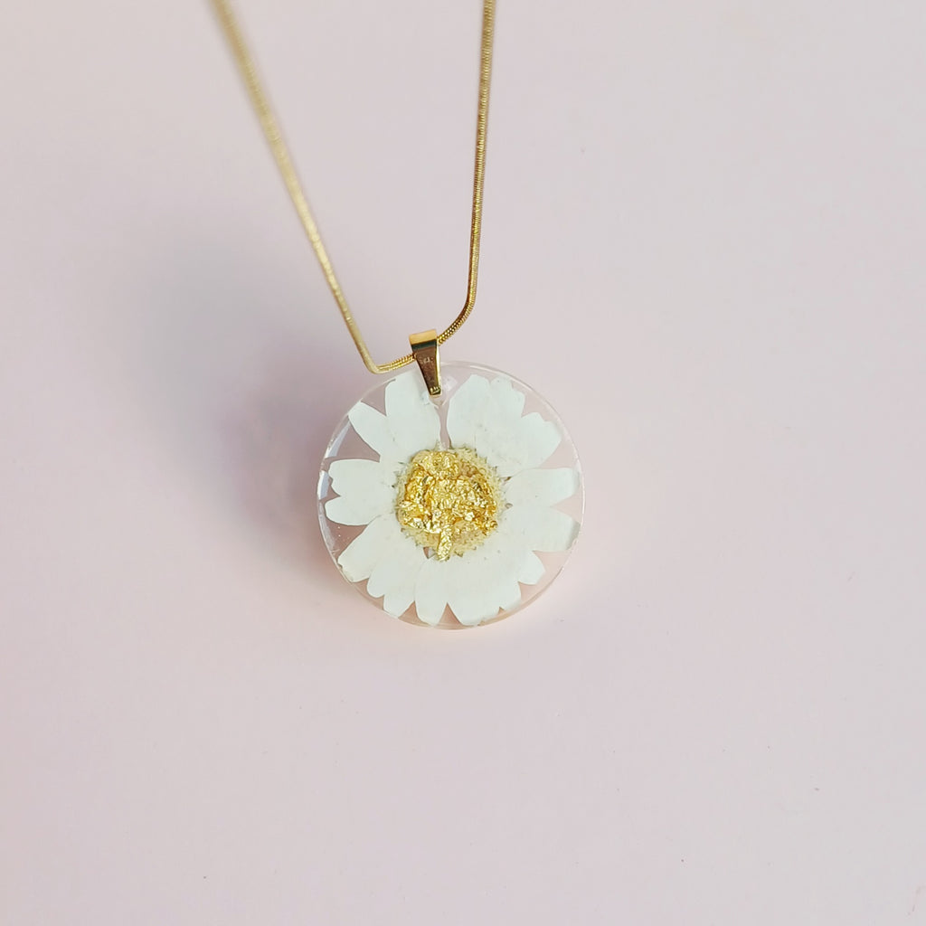 Parure Marguerite Blanche et Feuille d'Or – Elégance simple